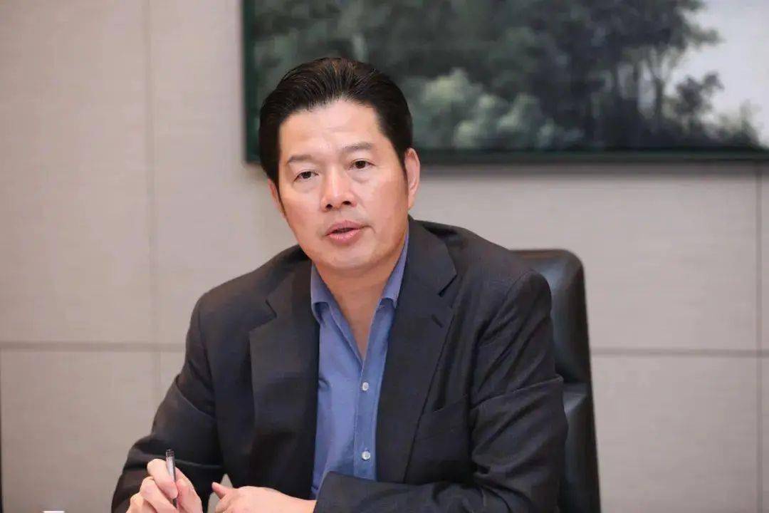 据了解,出生于70年代的李奕标,当年跟随父亲李茂水从潮阳老家来到深圳