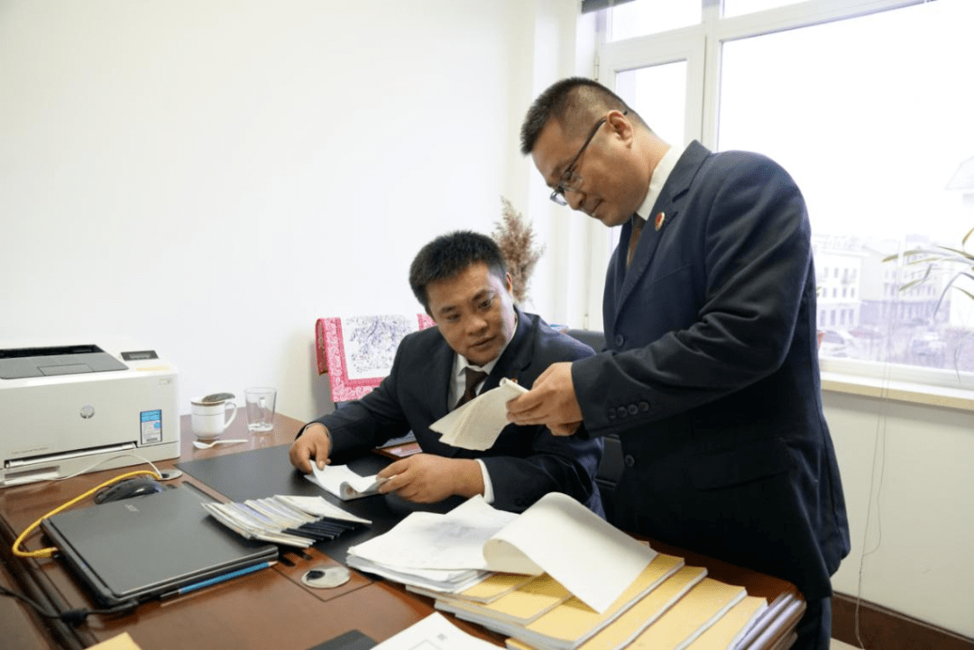 检察官在自行补充侦查中审查欠薪公司账目