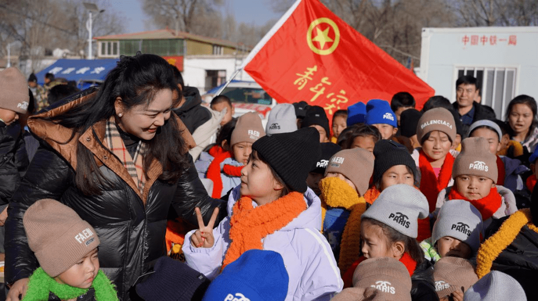 随后,团省委副书记索朗德吉赴民和县官亭镇抗震救灾一线调研抗震救灾