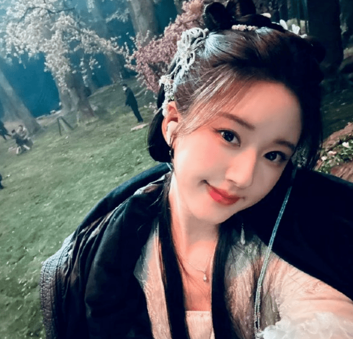 angelababy想不开嘎了?赵露思被性骚扰?刘昊然害了邓为?