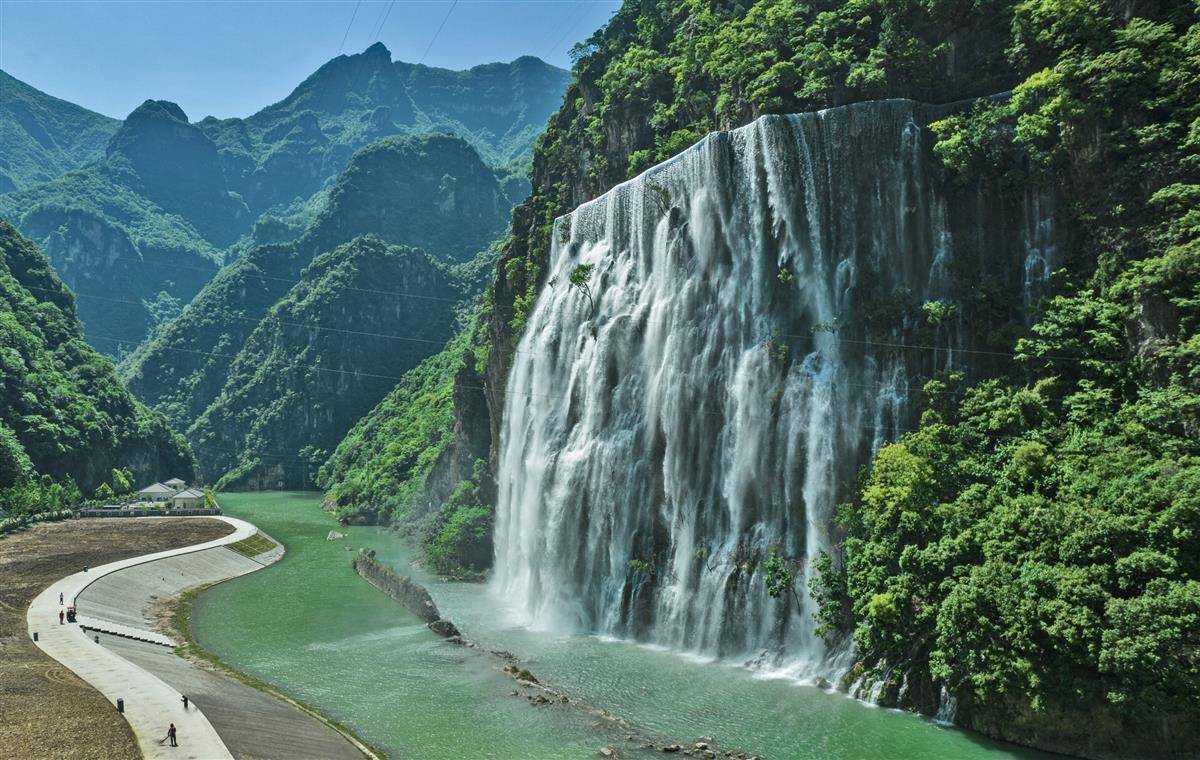 高岚律师图片