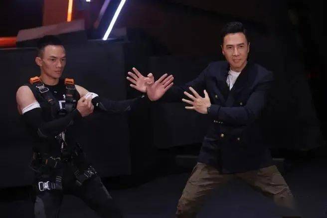 【2023.12.27】徐明浩金珉奎？娱乐法律师吃香？于敏我可以47？鞠婧祎的消息？西八接受国内艺人？明星挤着上春晚？