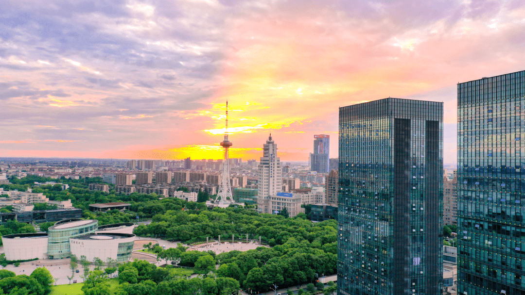 示范区成立以来,青浦区与吴江,嘉善紧密协作,加快一体化进程,共推高