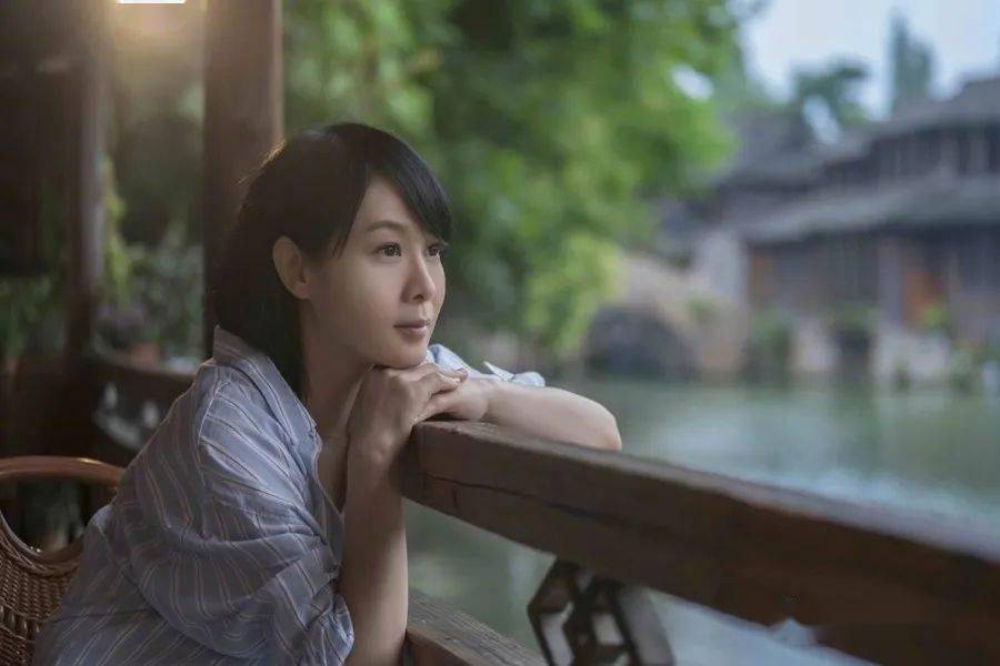 温暖的"奶茶"刘若英,享受独处的日子!_因为_张幼仪_生活