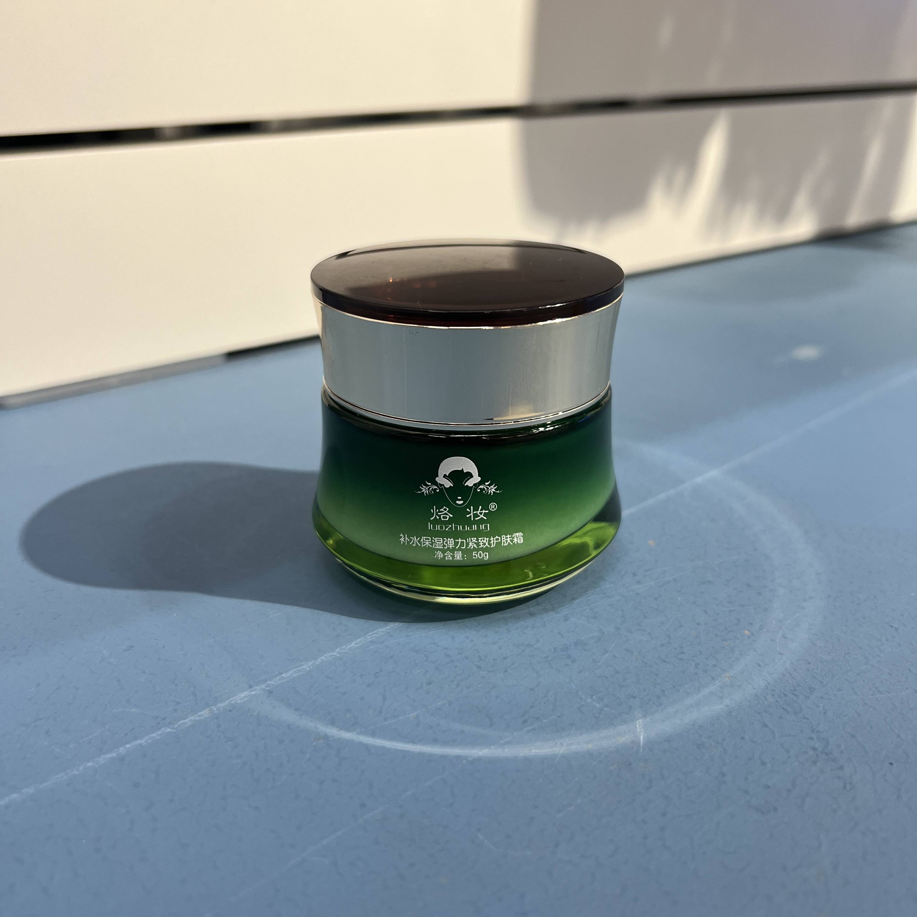 40岁用什么面霜抗皱抗老紧致?一款入门级的面霜_肌肤_产品_top